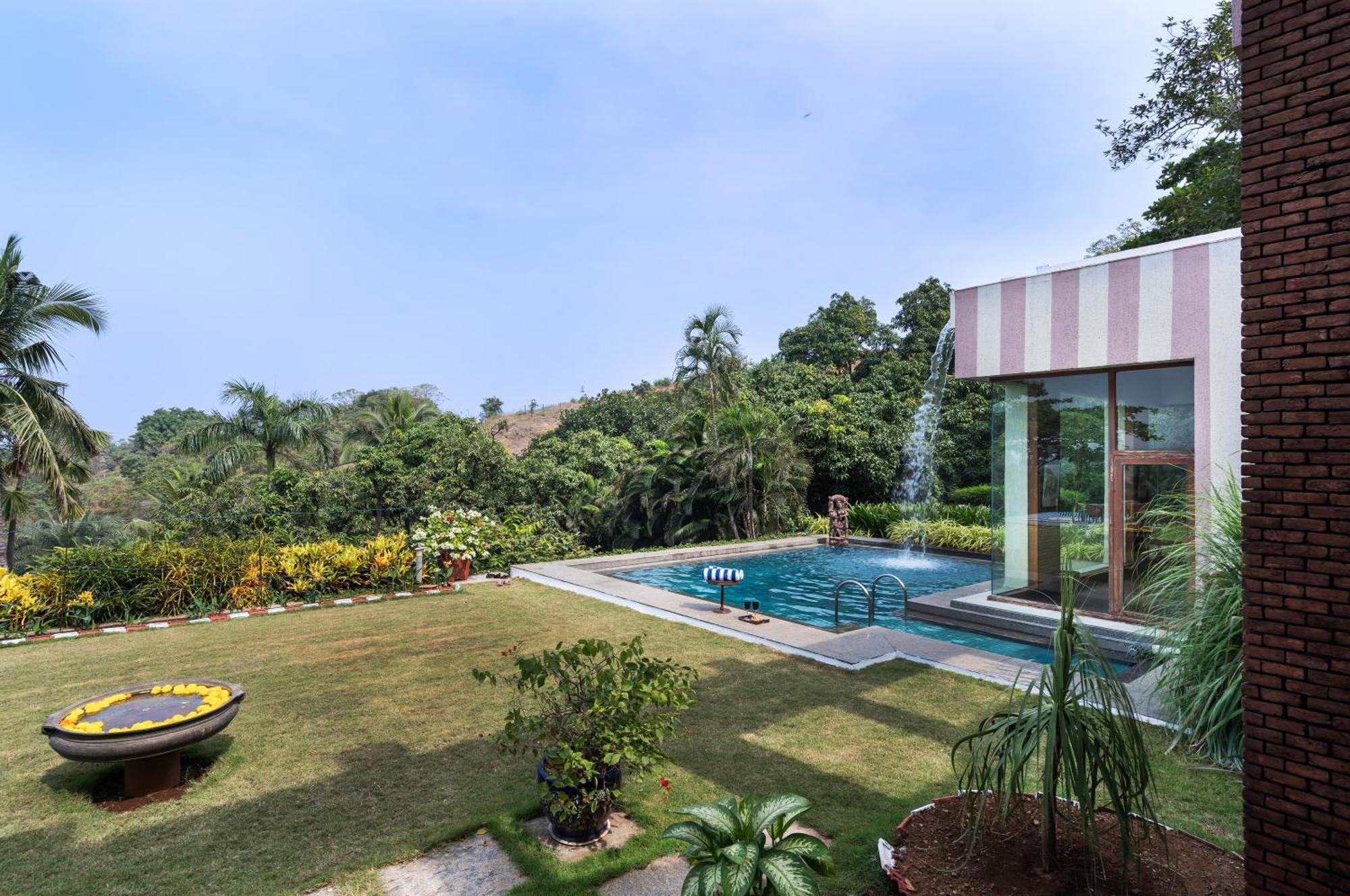 Saffronstays Pride Rock Mandve Екстериор снимка