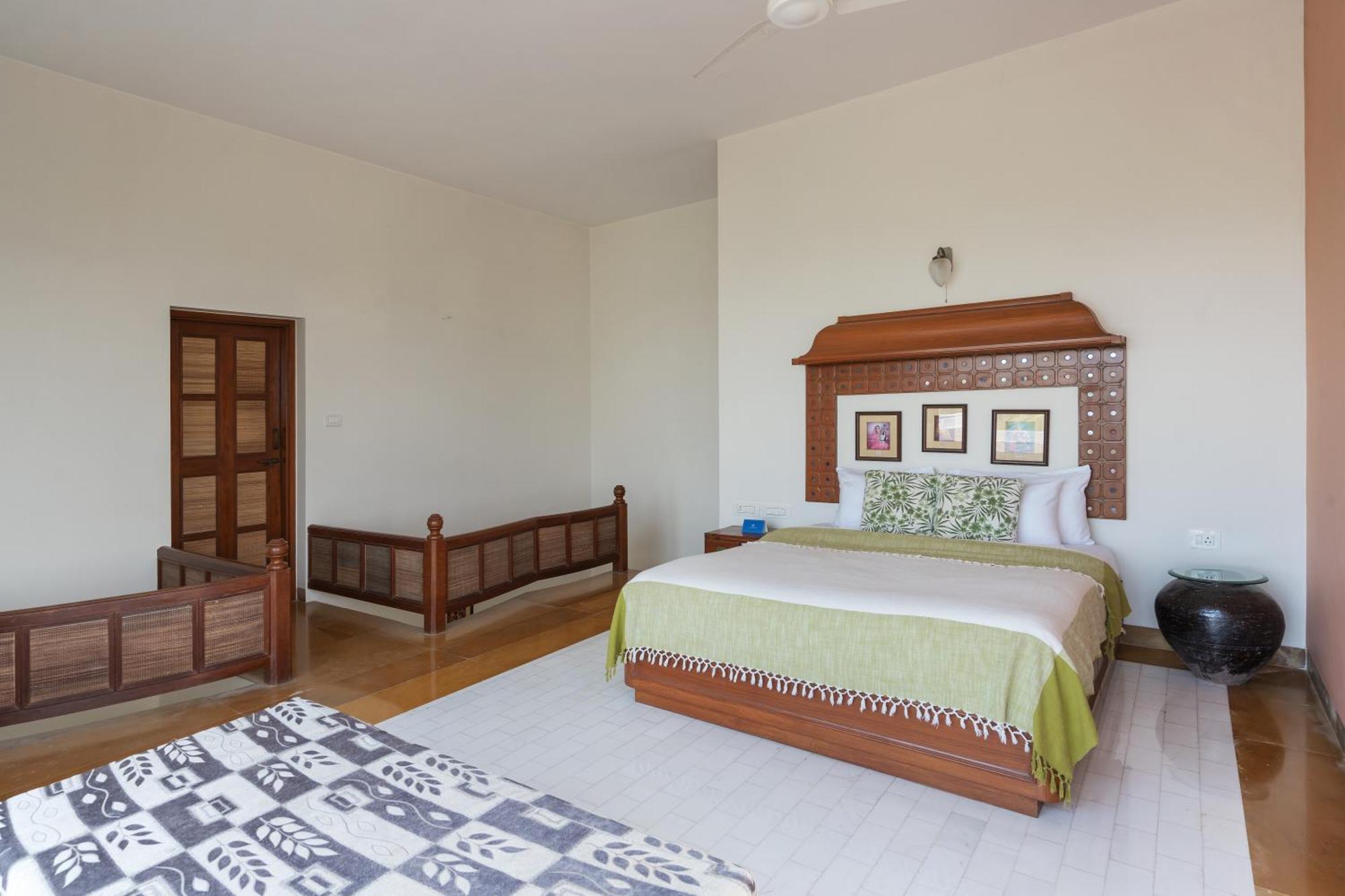 Saffronstays Pride Rock Mandve Екстериор снимка