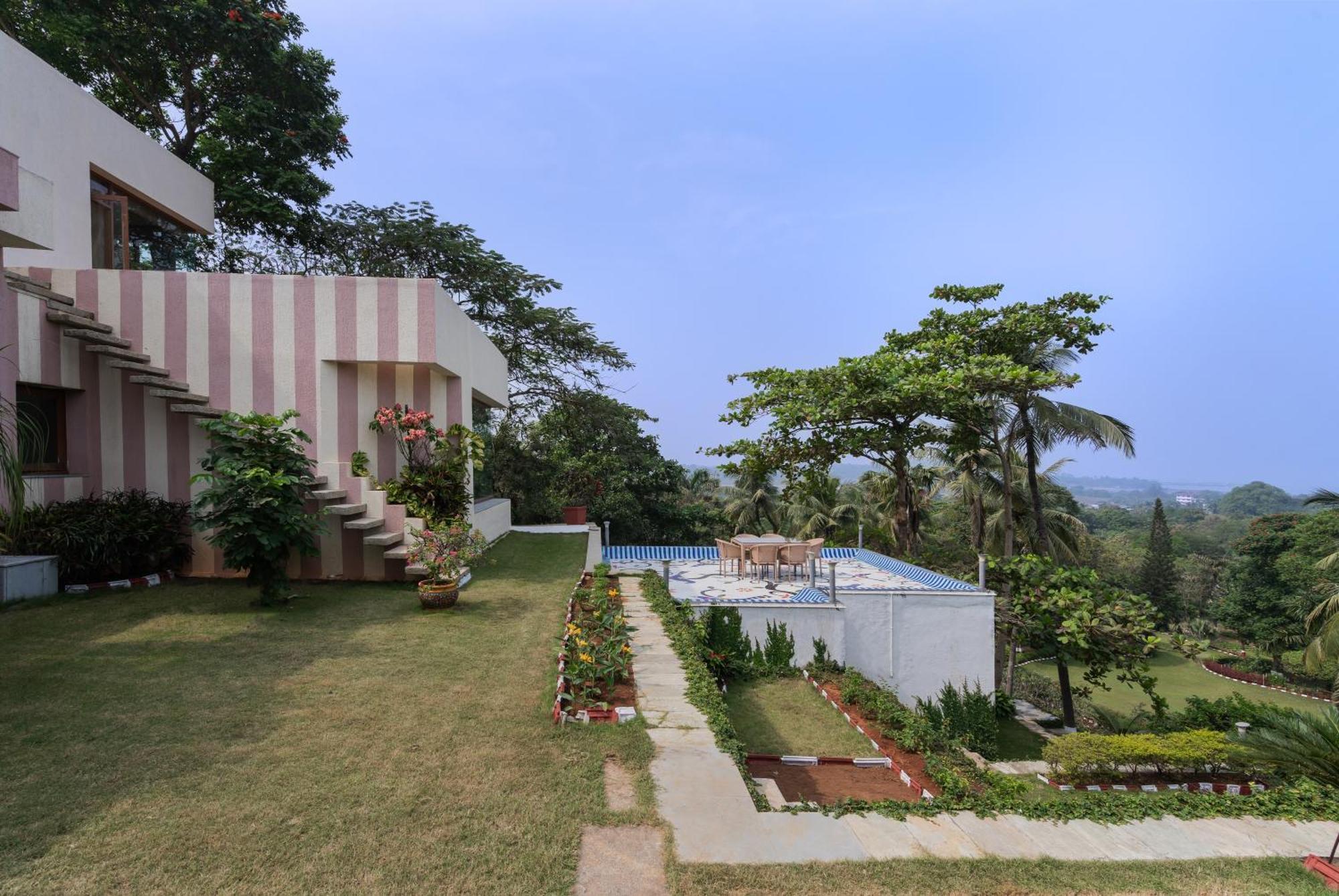 Saffronstays Pride Rock Mandve Екстериор снимка