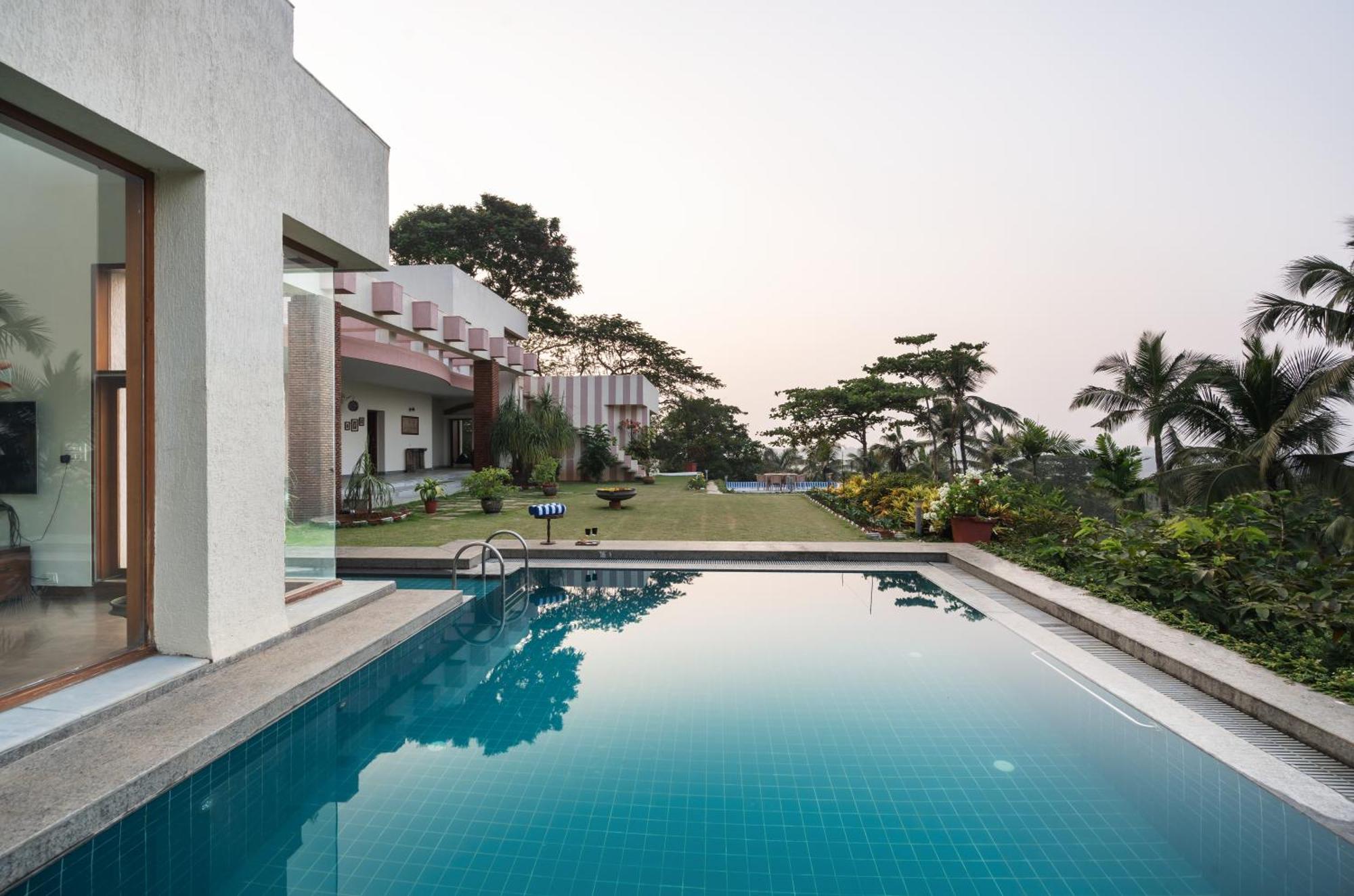 Saffronstays Pride Rock Mandve Екстериор снимка