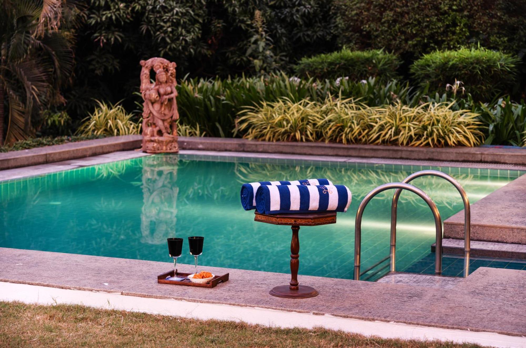 Saffronstays Pride Rock Mandve Екстериор снимка